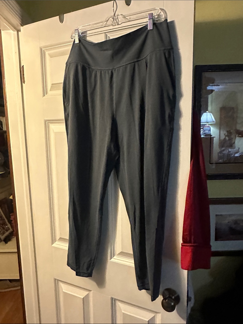 Athleta Black High-Rise Capri Ponte Pants